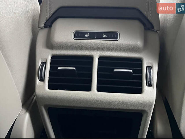 Чорний Ленд Ровер Рендж Ровер Евок, об'ємом двигуна 2 л та пробігом 144 тис. км за 12600 $, фото 24 на Automoto.ua