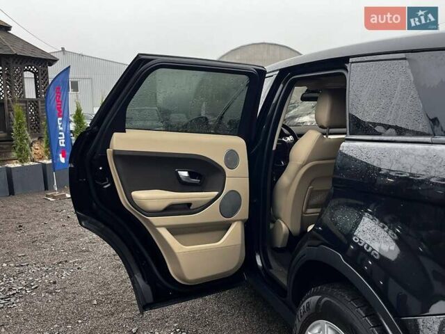 Чорний Ленд Ровер Рендж Ровер Евок, об'ємом двигуна 2 л та пробігом 144 тис. км за 11300 $, фото 15 на Automoto.ua