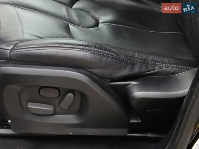 Чорний Ленд Ровер Рендж Ровер Евок, об'ємом двигуна 2 л та пробігом 151 тис. км за 15700 $, фото 17 на Automoto.ua