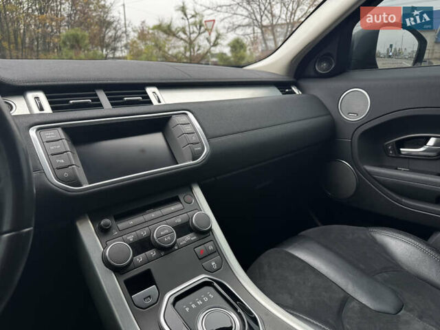 Черный Ленд Ровер Рендж Ровер Эвок, объемом двигателя 2 л и пробегом 184 тыс. км за 15500 $, фото 11 на Automoto.ua