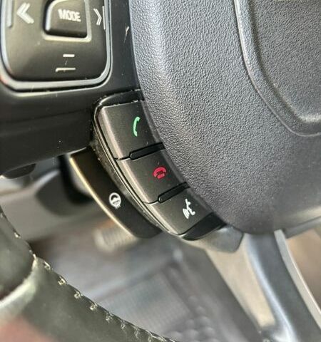 Черный Ленд Ровер Рендж Ровер Эвок, объемом двигателя 2.2 л и пробегом 141 тыс. км за 17000 $, фото 20 на Automoto.ua