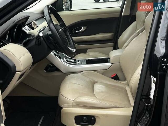 Чорний Ленд Ровер Рендж Ровер Евок, об'ємом двигуна 2 л та пробігом 127 тис. км за 18300 $, фото 11 на Automoto.ua