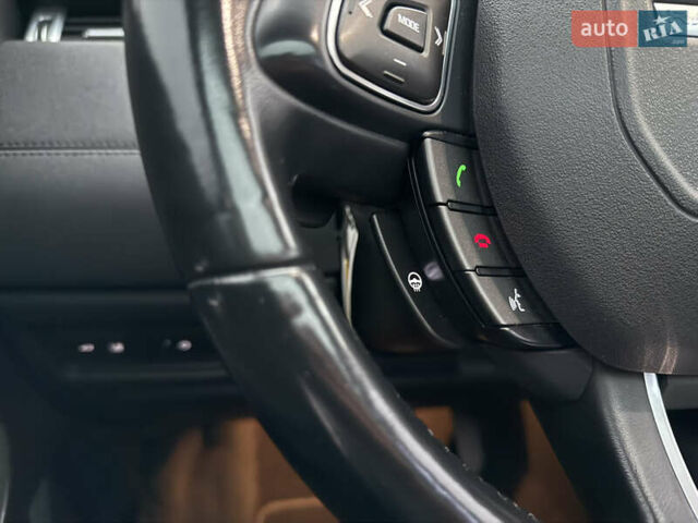 Чорний Ленд Ровер Рендж Ровер Евок, об'ємом двигуна 2 л та пробігом 120 тис. км за 25900 $, фото 30 на Automoto.ua