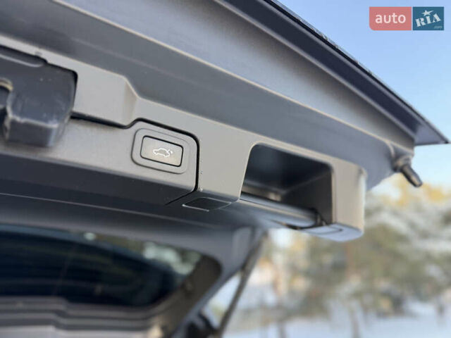 Чорний Ленд Ровер Рендж Ровер Евок, об'ємом двигуна 2 л та пробігом 169 тис. км за 22000 $, фото 36 на Automoto.ua