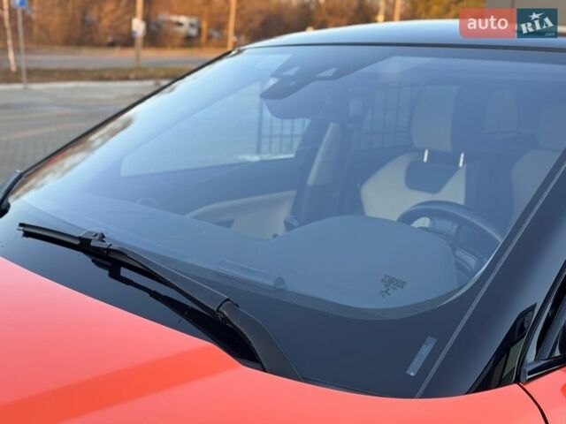 Чорний Ленд Ровер Рендж Ровер Евок, об'ємом двигуна 2 л та пробігом 130 тис. км за 14300 $, фото 6 на Automoto.ua