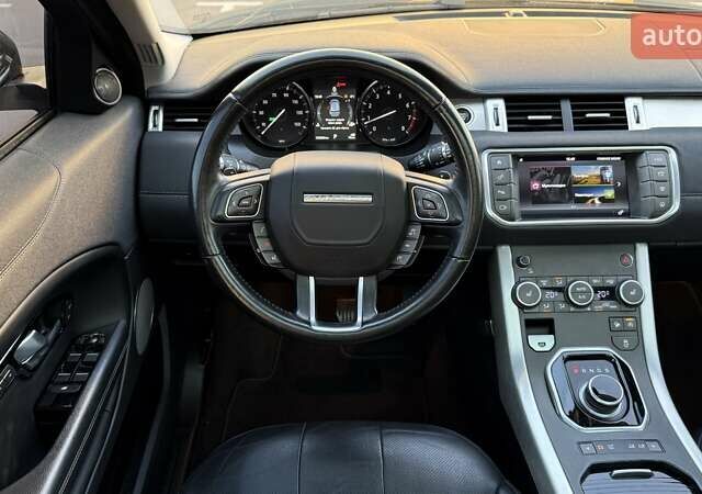 Чорний Ленд Ровер Рендж Ровер Евок, об'ємом двигуна 2 л та пробігом 153 тис. км за 17800 $, фото 15 на Automoto.ua