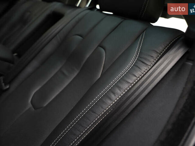 Черный Ленд Ровер Рендж Ровер Эвок, объемом двигателя 2 л и пробегом 66 тыс. км за 16899 $, фото 83 на Automoto.ua