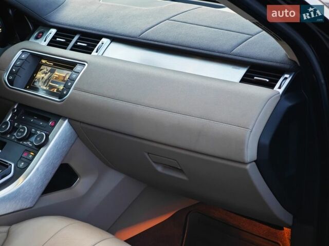 Чорний Ленд Ровер Рендж Ровер Евок, об'ємом двигуна 0 л та пробігом 257 тис. км за 15900 $, фото 42 на Automoto.ua