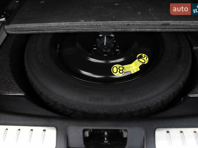 Черный Ленд Ровер Рендж Ровер Эвок, объемом двигателя 2 л и пробегом 66 тыс. км за 16899 $, фото 98 на Automoto.ua