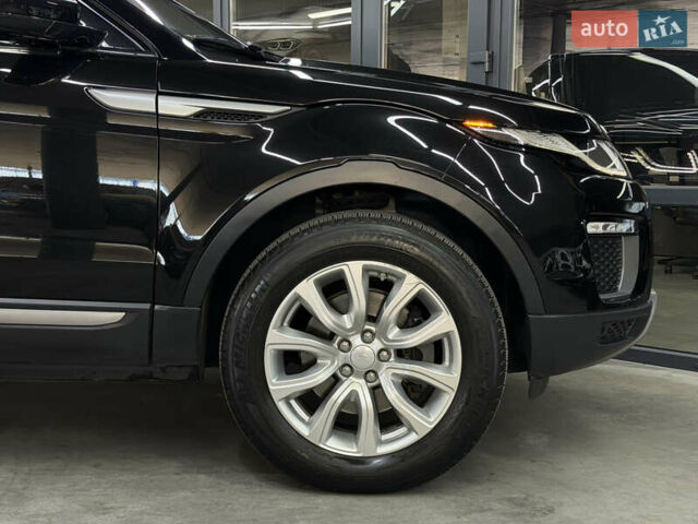 Черный Ленд Ровер Рендж Ровер Эвок, объемом двигателя 2 л и пробегом 190 тыс. км за 20900 $, фото 4 на Automoto.ua