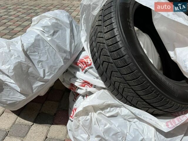 Черный Ленд Ровер Рендж Ровер Эвок, объемом двигателя 2 л и пробегом 172 тыс. км за 19999 $, фото 27 на Automoto.ua