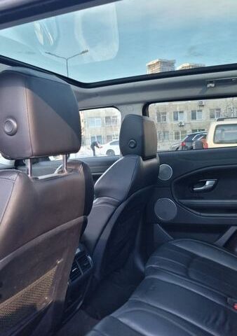 Чорний Ленд Ровер Рендж Ровер Евок, об'ємом двигуна 0 л та пробігом 116 тис. км за 17200 $, фото 28 на Automoto.ua