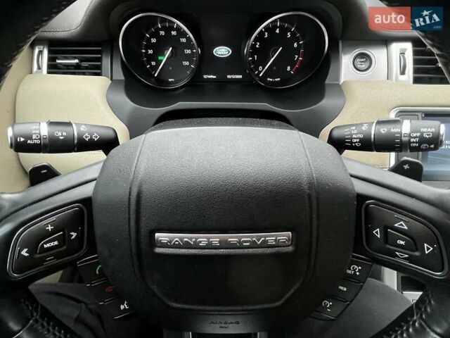 Чорний Ленд Ровер Рендж Ровер Евок, об'ємом двигуна 2 л та пробігом 127 тис. км за 18300 $, фото 25 на Automoto.ua
