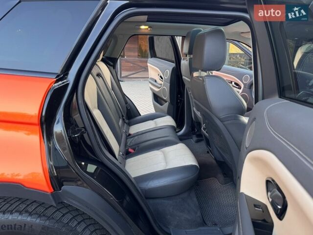 Чорний Ленд Ровер Рендж Ровер Евок, об'ємом двигуна 2 л та пробігом 130 тис. км за 14300 $, фото 35 на Automoto.ua