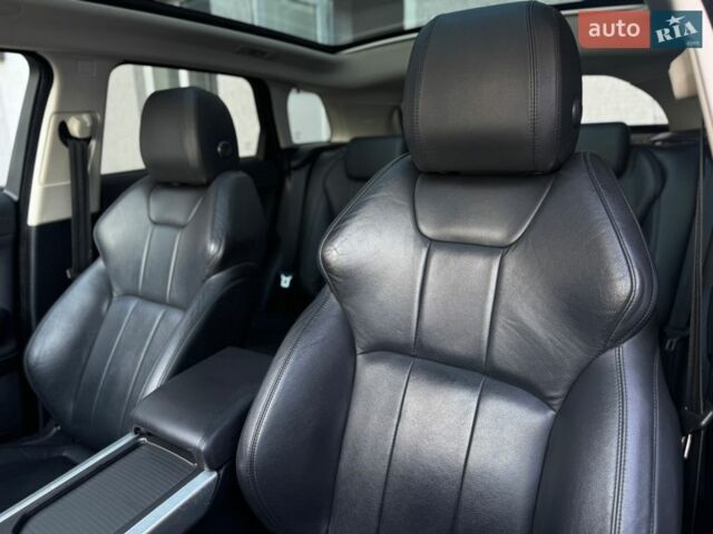 Черный Ленд Ровер Рендж Ровер Эвок, объемом двигателя 2 л и пробегом 136 тыс. км за 19499 $, фото 9 на Automoto.ua