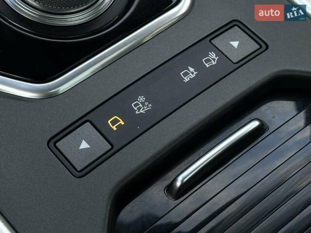 Чорний Ленд Ровер Рендж Ровер Евок, об'ємом двигуна 2 л та пробігом 125 тис. км за 21500 $, фото 43 на Automoto.ua