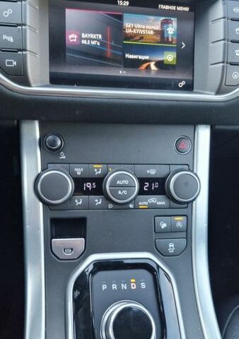 Чорний Ленд Ровер Рендж Ровер Евок, об'ємом двигуна 0 л та пробігом 116 тис. км за 17200 $, фото 19 на Automoto.ua