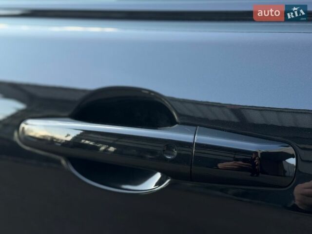 Черный Ленд Ровер Рендж Ровер Эвок, объемом двигателя 2 л и пробегом 136 тыс. км за 19499 $, фото 4 на Automoto.ua