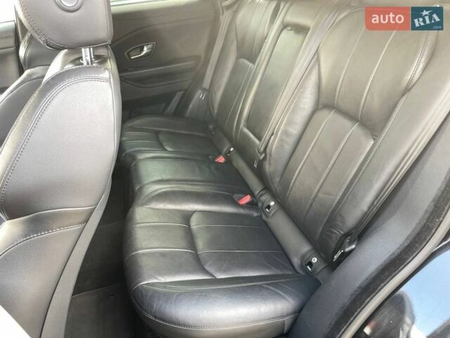 Чорний Ленд Ровер Рендж Ровер Евок, об'ємом двигуна 2 л та пробігом 153 тис. км за 19990 $, фото 8 на Automoto.ua