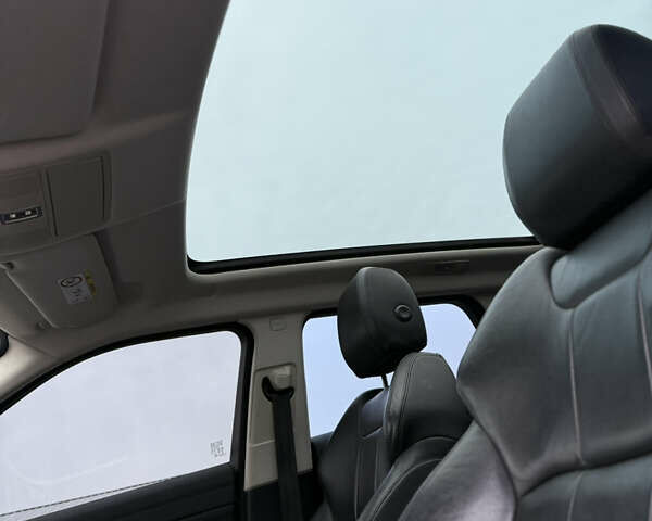 Чорний Ленд Ровер Рендж Ровер Евок, об'ємом двигуна 2 л та пробігом 122 тис. км за 21900 $, фото 12 на Automoto.ua