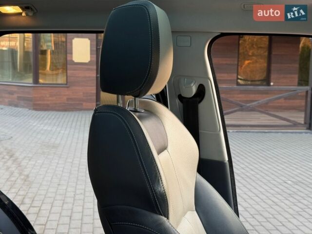 Чорний Ленд Ровер Рендж Ровер Евок, об'ємом двигуна 2 л та пробігом 130 тис. км за 14300 $, фото 49 на Automoto.ua