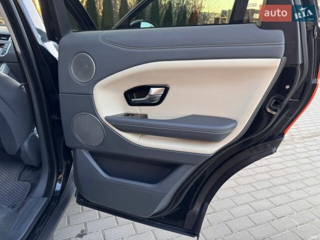 Чорний Ленд Ровер Рендж Ровер Евок, об'ємом двигуна 2 л та пробігом 130 тис. км за 14300 $, фото 34 на Automoto.ua