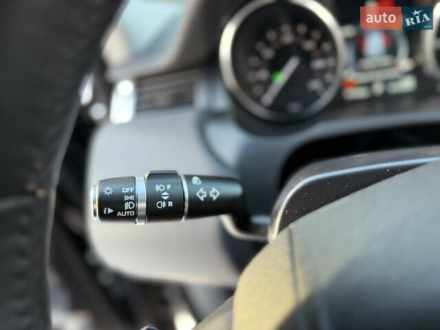Чорний Ленд Ровер Рендж Ровер Евок, об'ємом двигуна 2 л та пробігом 169 тис. км за 22000 $, фото 25 на Automoto.ua