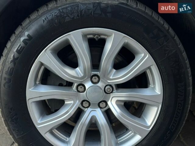 Черный Ленд Ровер Рендж Ровер Эвок, объемом двигателя 2 л и пробегом 136 тыс. км за 19499 $, фото 3 на Automoto.ua