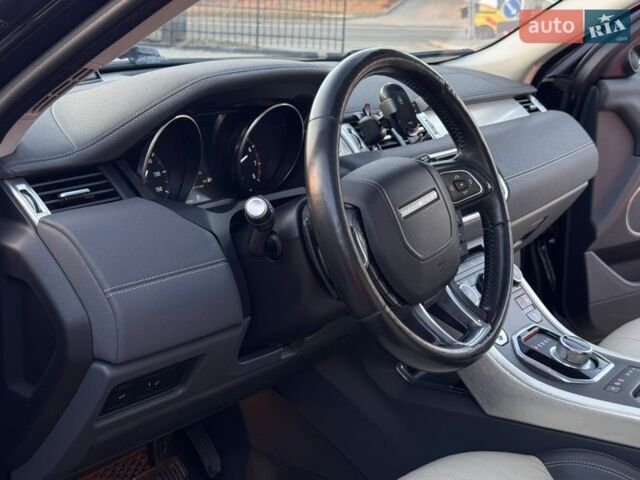 Чорний Ленд Ровер Рендж Ровер Евок, об'ємом двигуна 2 л та пробігом 130 тис. км за 14300 $, фото 22 на Automoto.ua
