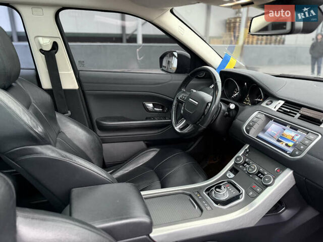 Чорний Ленд Ровер Рендж Ровер Евок, об'ємом двигуна 2 л та пробігом 122 тис. км за 21900 $, фото 14 на Automoto.ua