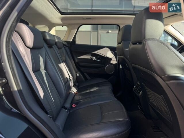 Черный Ленд Ровер Рендж Ровер Эвок, объемом двигателя 2 л и пробегом 136 тыс. км за 19499 $, фото 19 на Automoto.ua