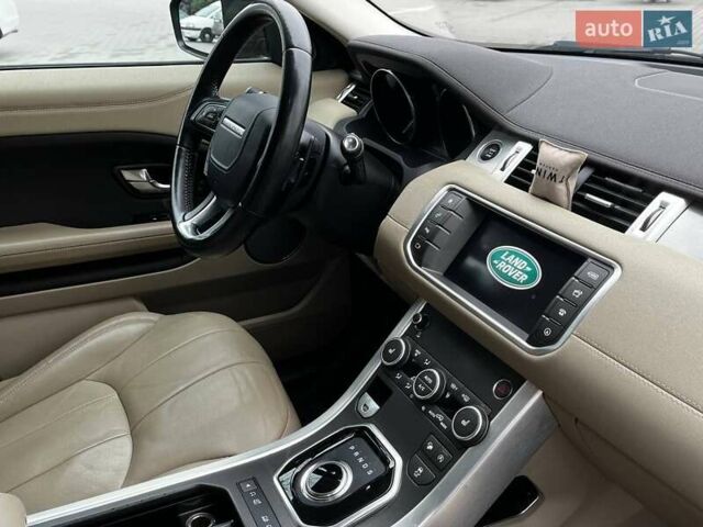 Чорний Ленд Ровер Рендж Ровер Евок, об'ємом двигуна 2 л та пробігом 127 тис. км за 18300 $, фото 20 на Automoto.ua