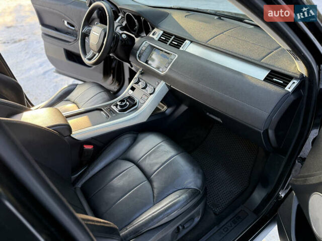 Черный Ленд Ровер Рендж Ровер Эвок, объемом двигателя 2 л и пробегом 169 тыс. км за 21400 $, фото 41 на Automoto.ua