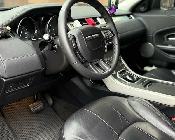 Чорний Ленд Ровер Рендж Ровер Евок, об'ємом двигуна 2 л та пробігом 169 тис. км за 20999 $, фото 7 на Automoto.ua