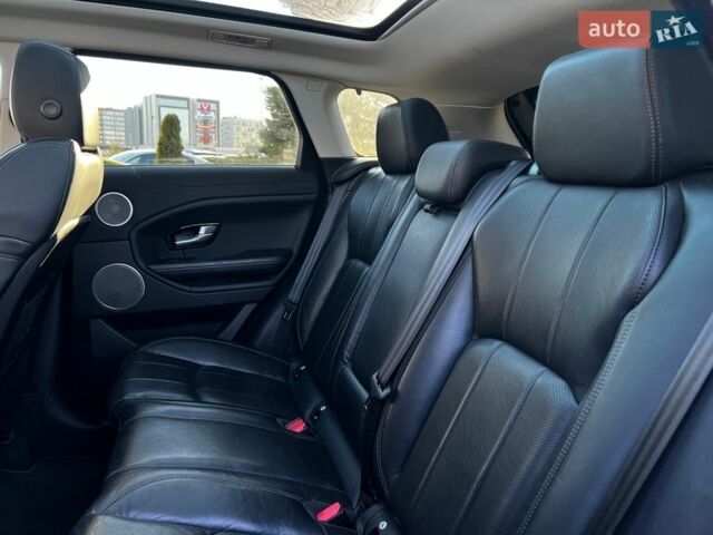 Черный Ленд Ровер Рендж Ровер Эвок, объемом двигателя 2 л и пробегом 111 тыс. км за 21900 $, фото 25 на Automoto.ua