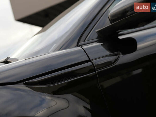 Черный Ленд Ровер Рендж Ровер Эвок, объемом двигателя 2 л и пробегом 66 тыс. км за 16899 $, фото 21 на Automoto.ua