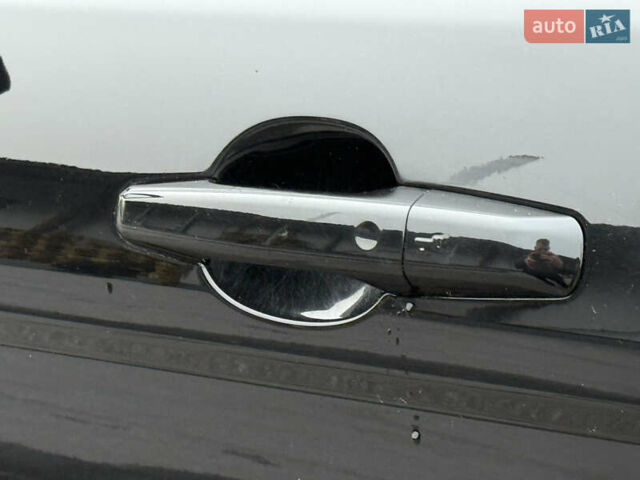 Чорний Ленд Ровер Рендж Ровер Евок, об'ємом двигуна 2 л та пробігом 122 тис. км за 21900 $, фото 8 на Automoto.ua