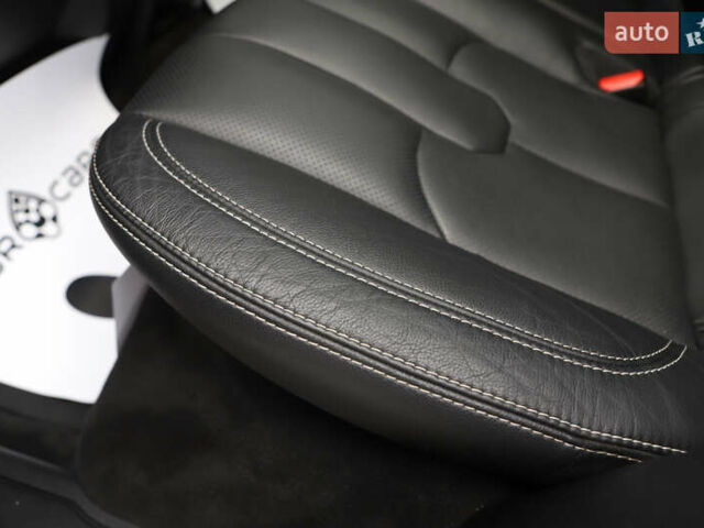 Черный Ленд Ровер Рендж Ровер Эвок, объемом двигателя 2 л и пробегом 66 тыс. км за 16899 $, фото 82 на Automoto.ua