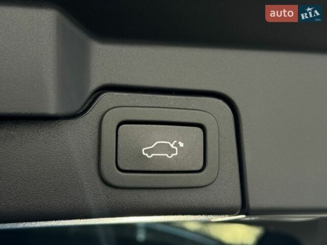 Черный Ленд Ровер Рендж Ровер Эвок, объемом двигателя 2 л и пробегом 136 тыс. км за 19499 $, фото 18 на Automoto.ua
