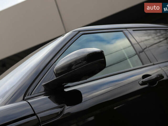 Черный Ленд Ровер Рендж Ровер Эвок, объемом двигателя 2 л и пробегом 66 тыс. км за 16899 $, фото 19 на Automoto.ua