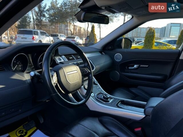 Черный Ленд Ровер Рендж Ровер Эвок, объемом двигателя 2 л и пробегом 111 тыс. км за 21900 $, фото 9 на Automoto.ua