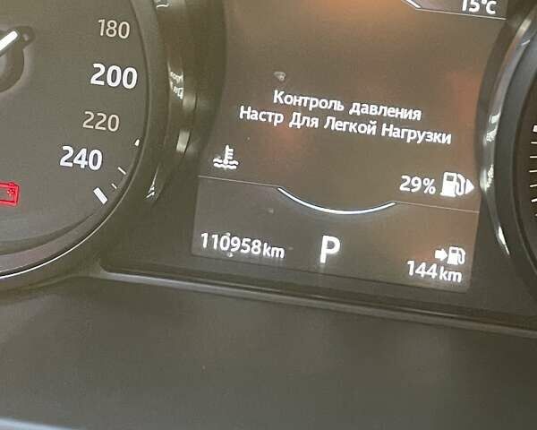 Черный Ленд Ровер Рендж Ровер Эвок, объемом двигателя 2 л и пробегом 125 тыс. км за 18700 $, фото 4 на Automoto.ua