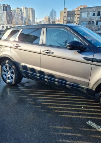 Чорний Ленд Ровер Рендж Ровер Евок, об'ємом двигуна 0 л та пробігом 116 тис. км за 17200 $, фото 3 на Automoto.ua