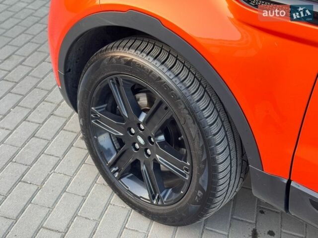 Чорний Ленд Ровер Рендж Ровер Евок, об'ємом двигуна 2 л та пробігом 130 тис. км за 14300 $, фото 5 на Automoto.ua