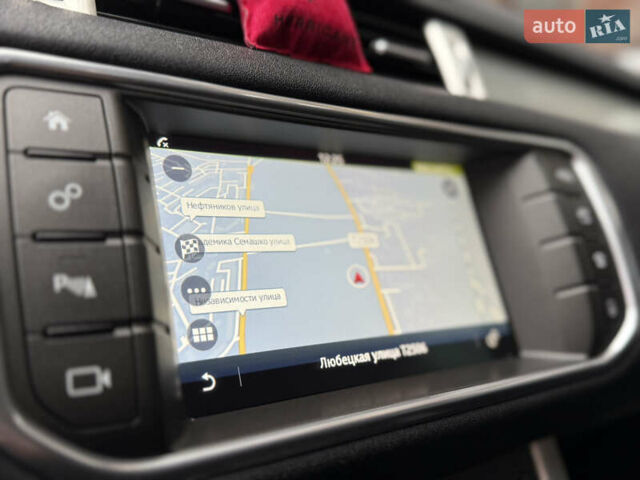 Чорний Ленд Ровер Рендж Ровер Евок, об'ємом двигуна 2 л та пробігом 169 тис. км за 20999 $, фото 16 на Automoto.ua