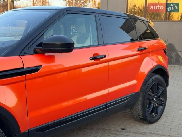 Чорний Ленд Ровер Рендж Ровер Евок, об'ємом двигуна 2 л та пробігом 130 тис. км за 14300 $, фото 4 на Automoto.ua