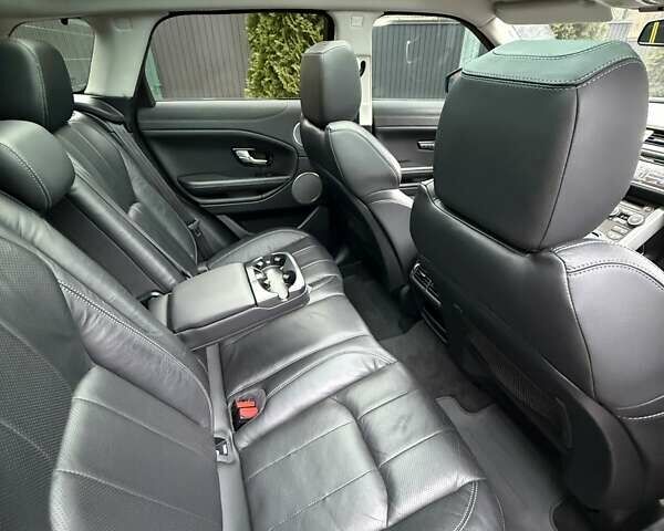 Черный Ленд Ровер Рендж Ровер Эвок, объемом двигателя 2 л и пробегом 163 тыс. км за 20700 $, фото 13 на Automoto.ua