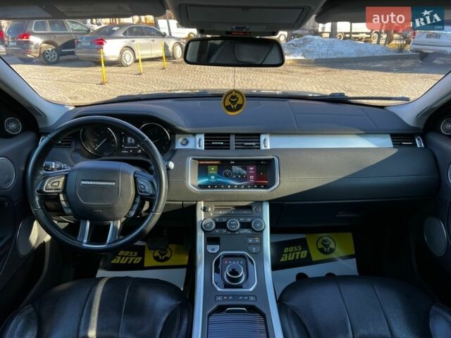 Черный Ленд Ровер Рендж Ровер Эвок, объемом двигателя 2 л и пробегом 111 тыс. км за 21900 $, фото 12 на Automoto.ua