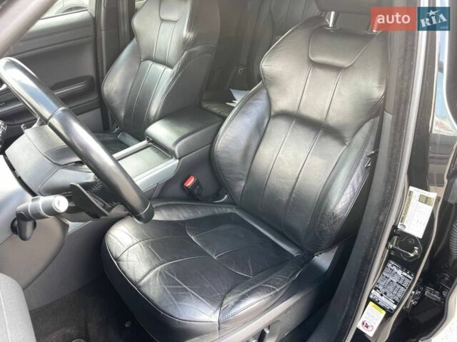 Чорний Ленд Ровер Рендж Ровер Евок, об'ємом двигуна 2 л та пробігом 153 тис. км за 19990 $, фото 9 на Automoto.ua