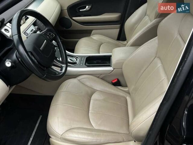 Чорний Ленд Ровер Рендж Ровер Евок, об'ємом двигуна 2 л та пробігом 127 тис. км за 18300 $, фото 12 на Automoto.ua